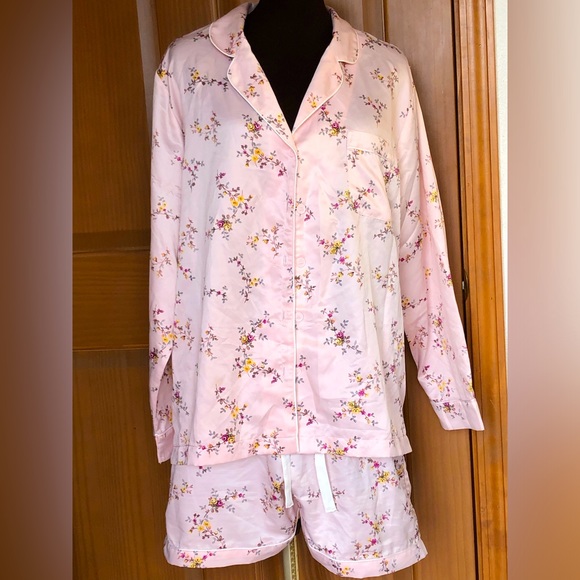 CHARTER CLUB sL soft pink floral PJ’s Beautiful and so soft/silky Shorts/top - Picture 1 of 6